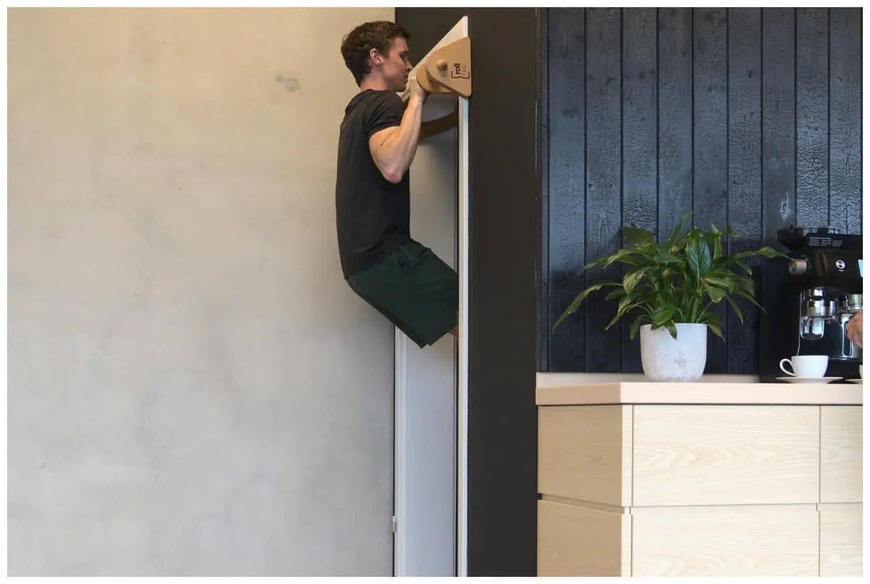 Rollholz Klimmzugstange - 3.jpg