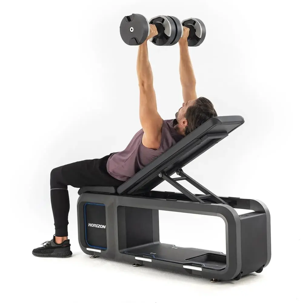 Schrägbank Hanteltraining